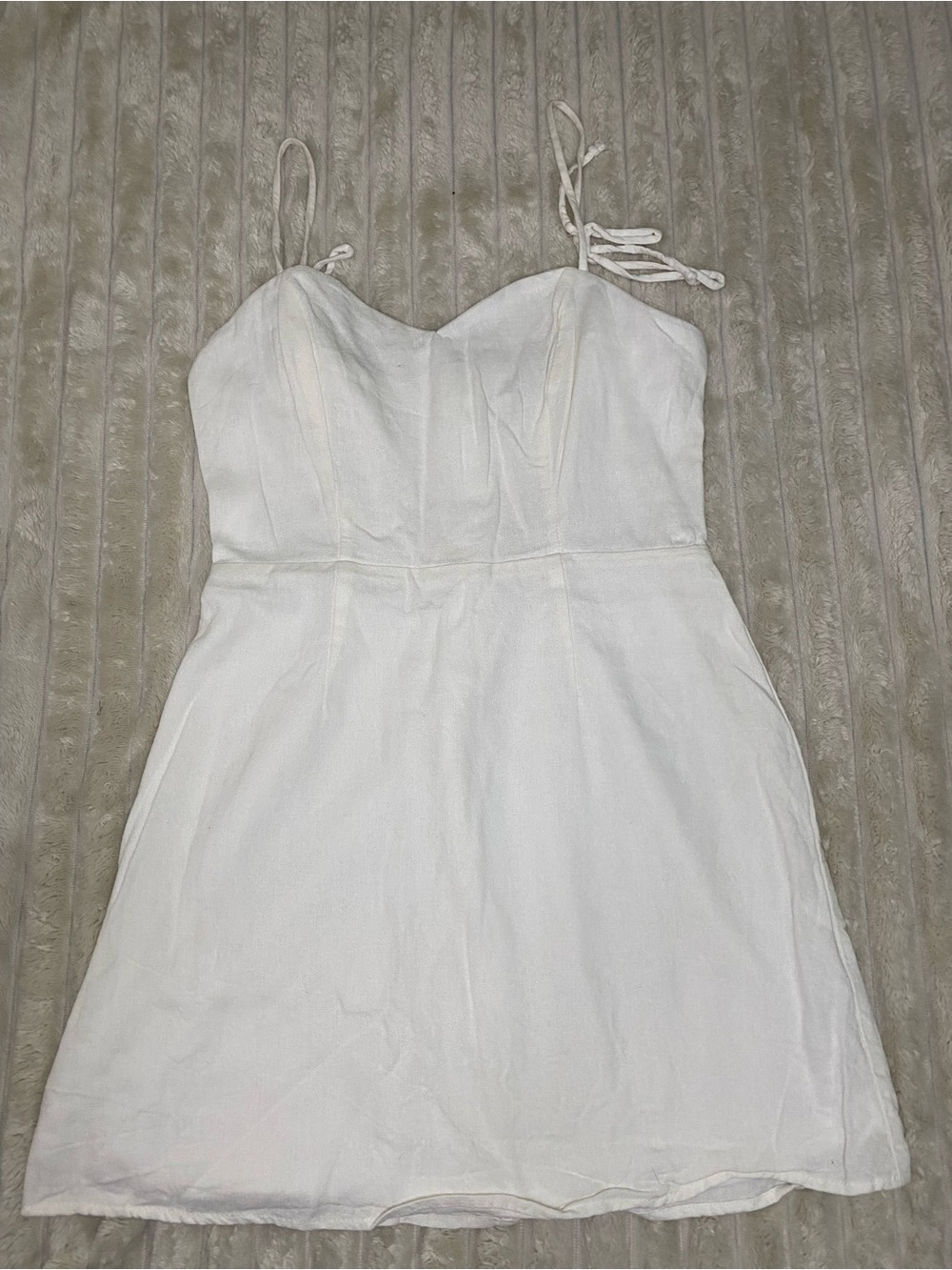 Blue rain x Francesca’s White Mini Dress size S